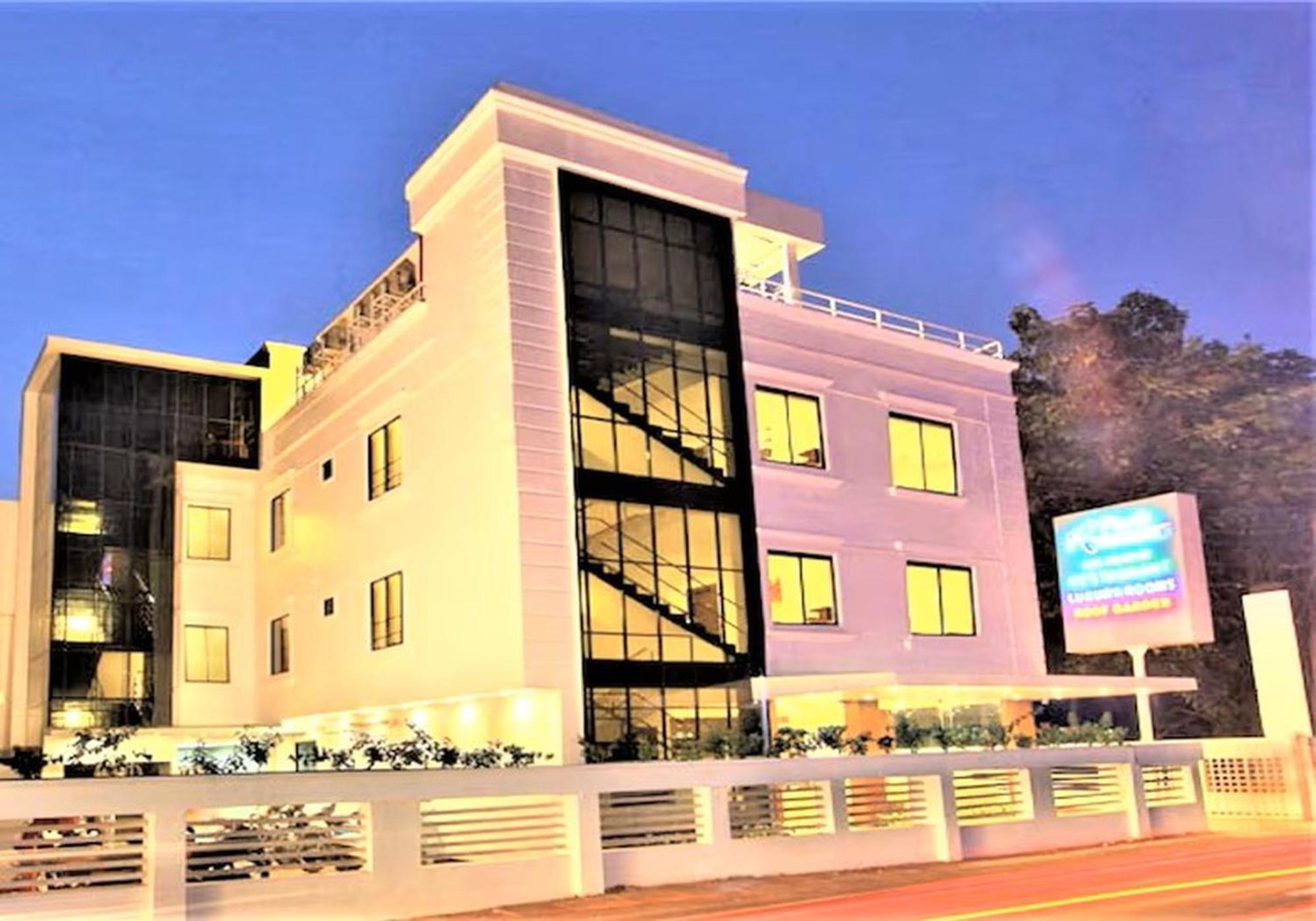 Park Residency Otel Kozhancheri Dış mekan fotoğraf