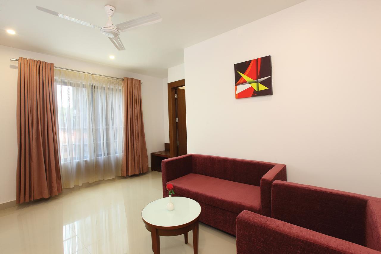 Park Residency Otel Kozhancheri Dış mekan fotoğraf