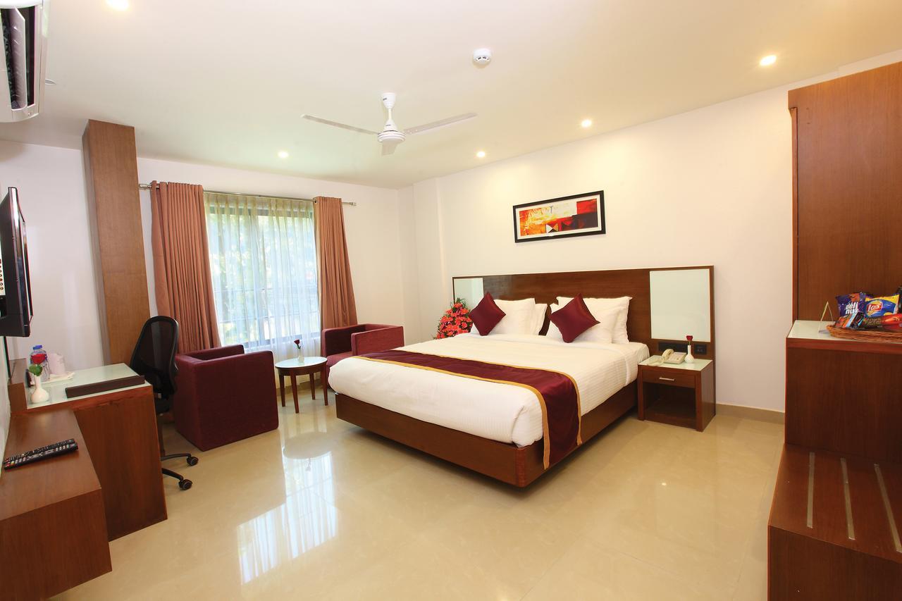 Park Residency Otel Kozhancheri Dış mekan fotoğraf